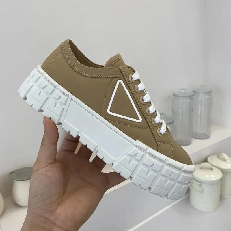 Double Wheel Nylon Gabardine Sneaker shoes Chunky Lightweight Sole Shoes For Women White Blue Desert Beige Platform Canvas p Sneakers Inspired