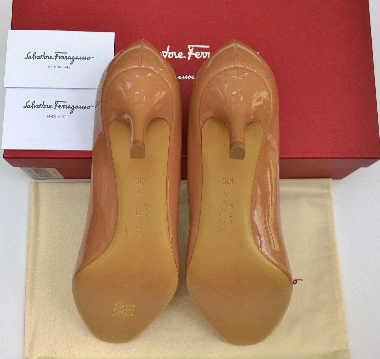 Ferragamo Erice 55 Carla New Blush Patent Bow Heels 10C