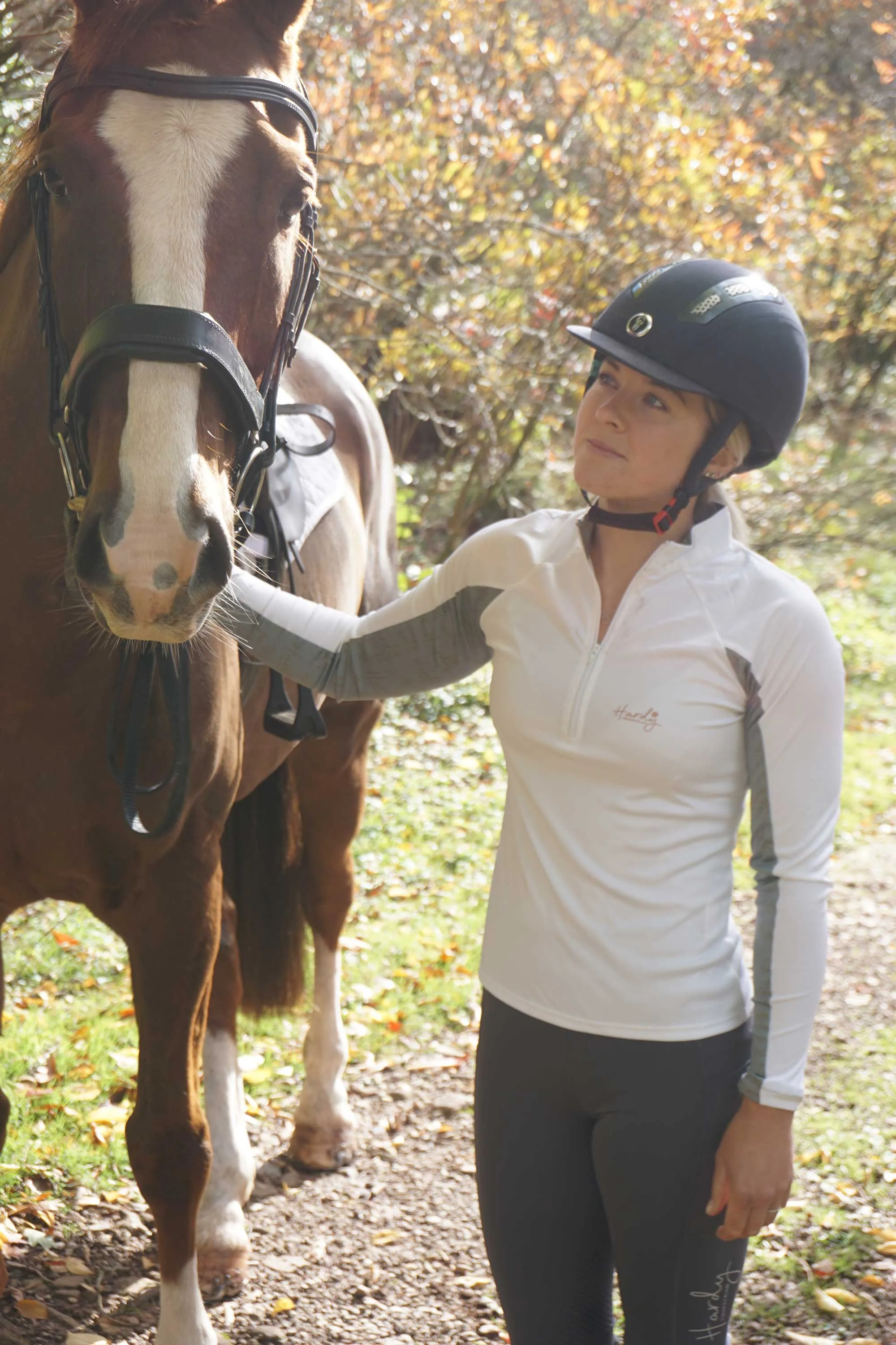 Hardy Equestrian Women's White Zip Base Layer