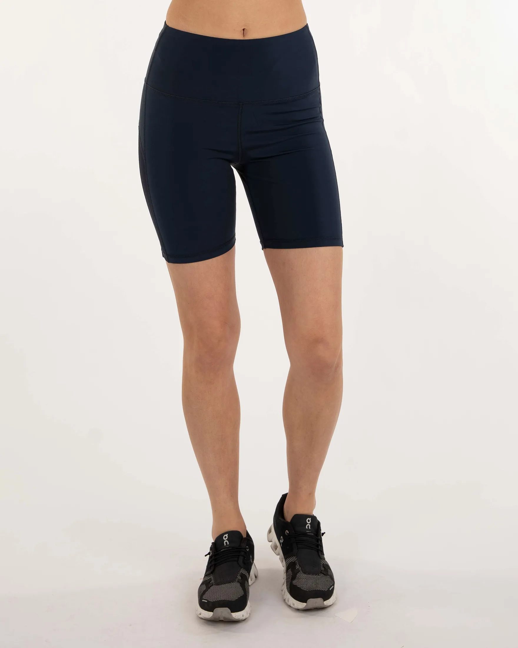 Incline Silkiflex Biker Short High Waist 6