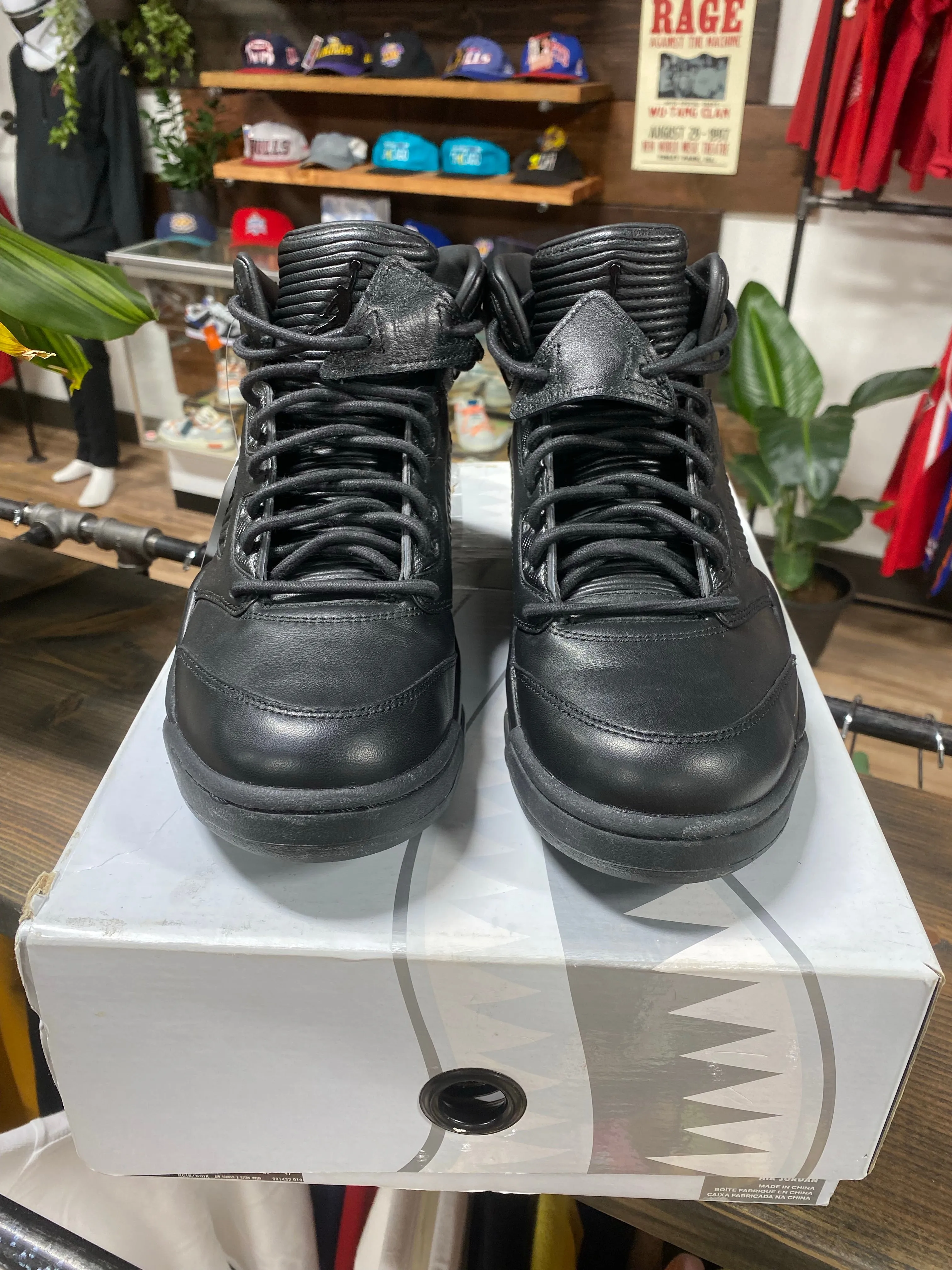 Jordan 5 Premium ‘Triple Black’ Size 9.5