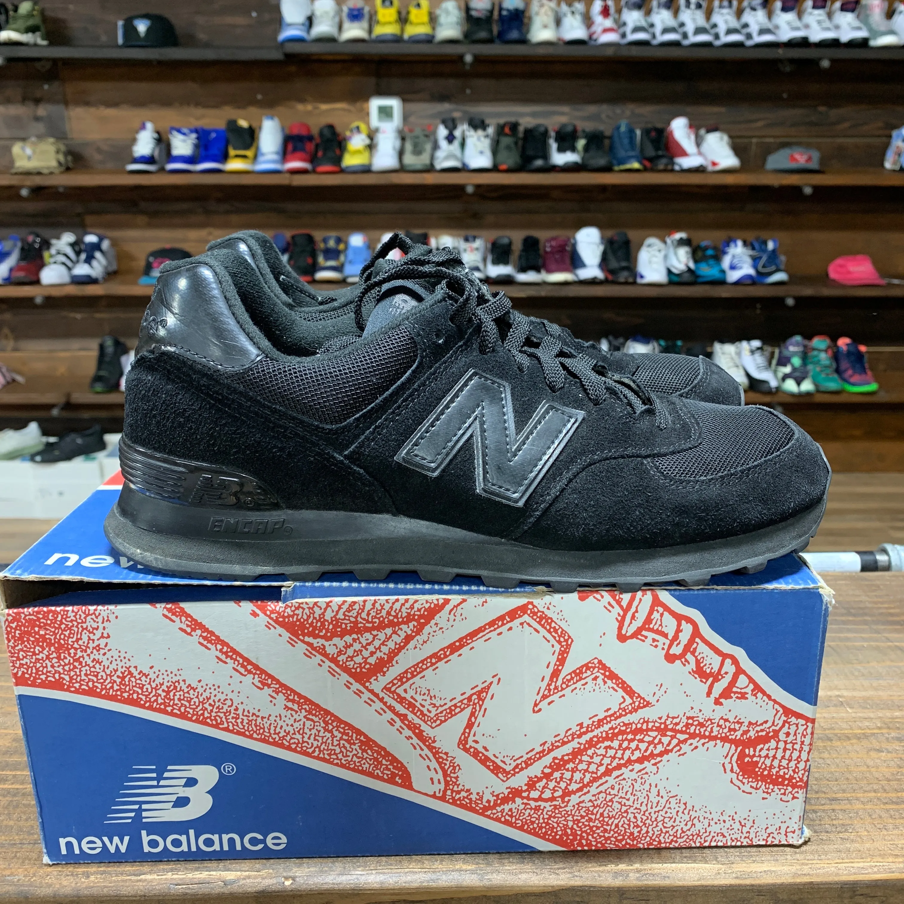 New Balance 574 'Black' Size 9.5