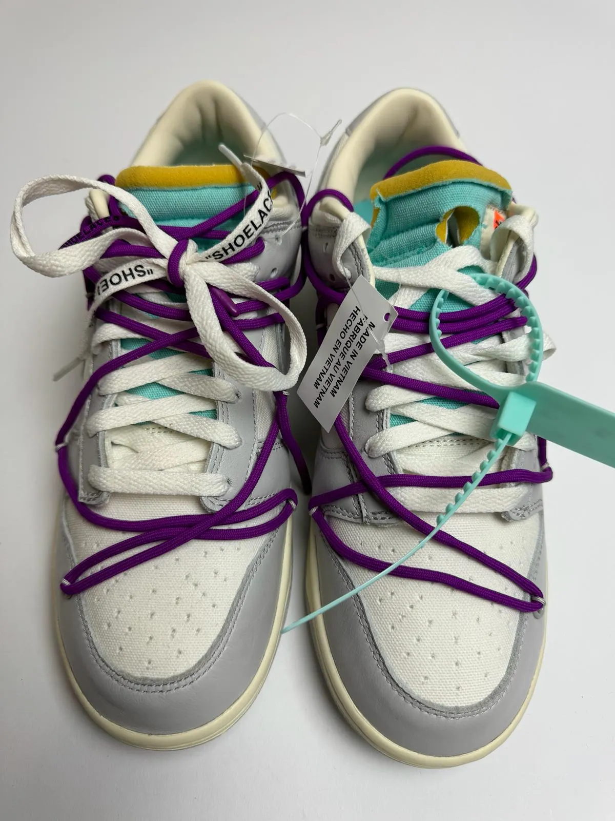 Off White x Nike Dunk Low "Lot 21"