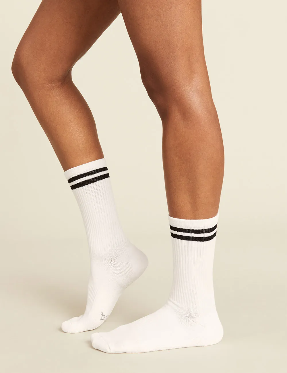 Women's Striped Cushioned Crew Socks - White/Black